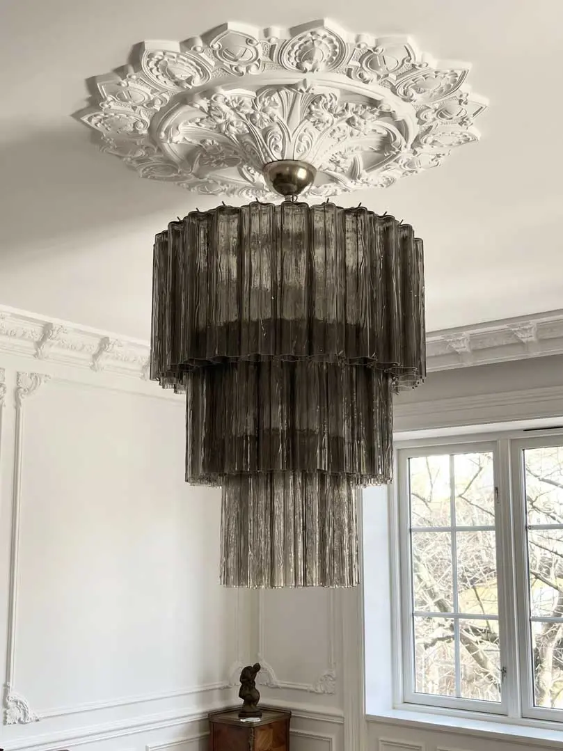 Murano lysekrone – 52 rør – Røykfarget