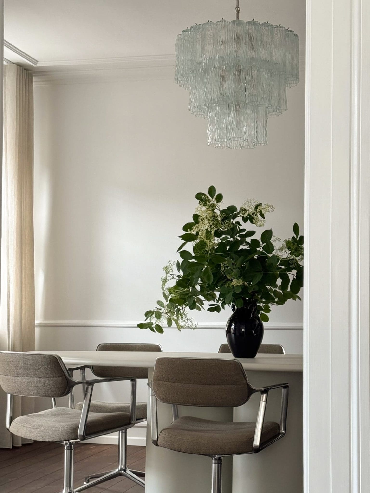 2924 52 transparent textured murano tubes murano chandelier cherry vintage interior-2